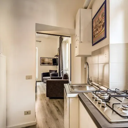 Lovely With Balcony In Campo De' Fiori Apartment Rome